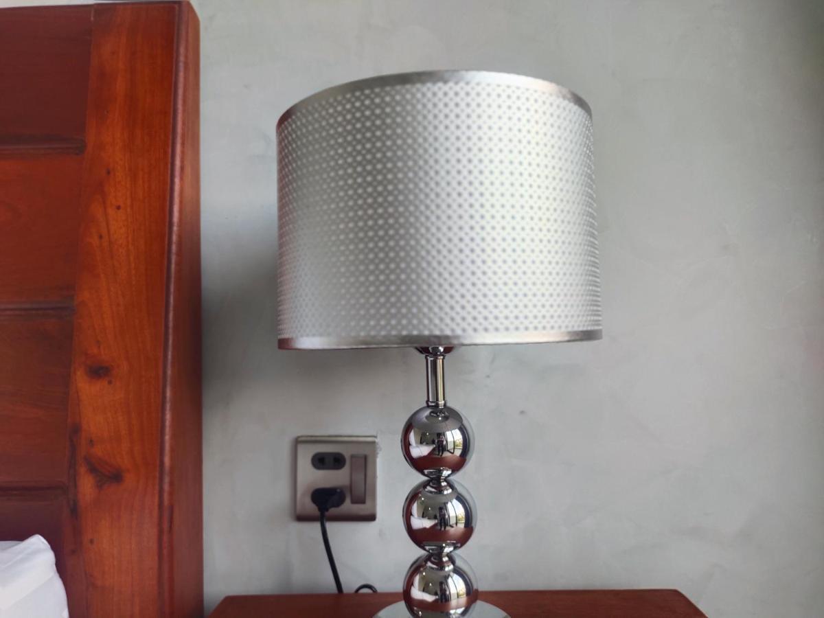 H&M Boutique Hotel Kampot Kültér fotó