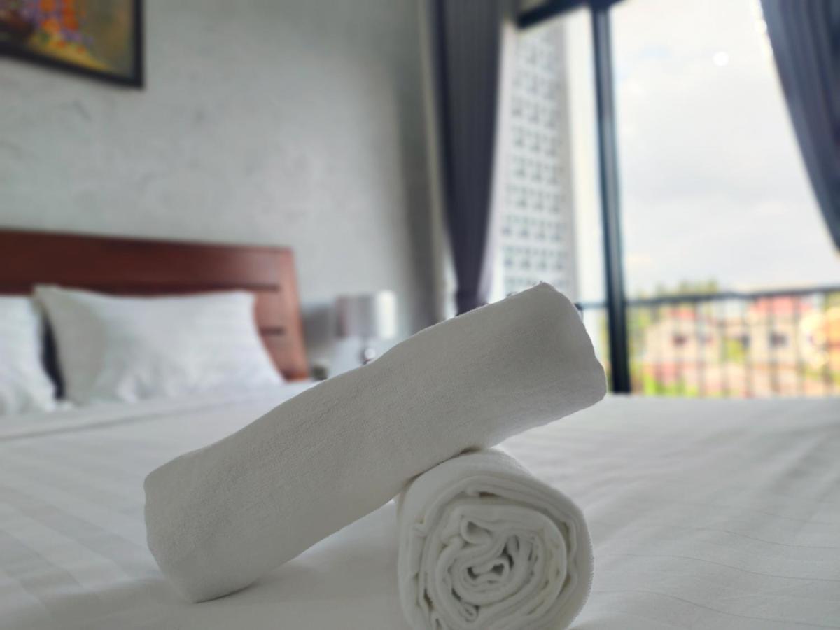 H&M Boutique Hotel Kampot Kültér fotó